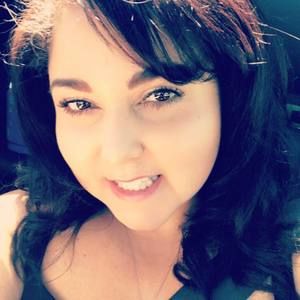 Meet your Posher, Claudia